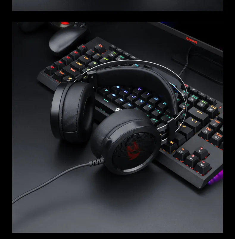 Black wired gaming headset with 3.5mm jack and 2 metre cable for computer gaming