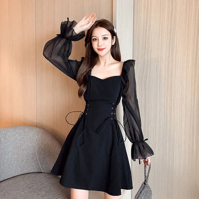 White chiffon patchwork waist-slimming dress with long sleeves and flowing long skirt