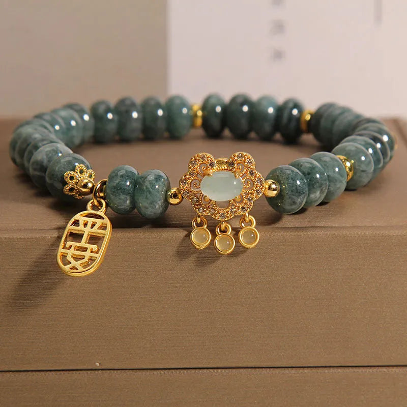 Women's natural emerald jade bracelet with abacus beads design and alloy safety lock clasp