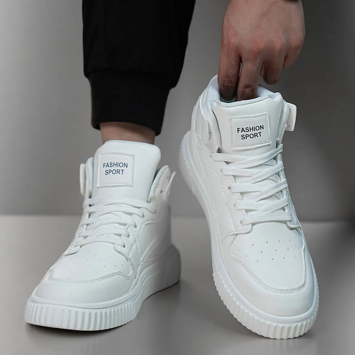 Men's white round toe casual microfiber shoes for autumn and winter leisure wear