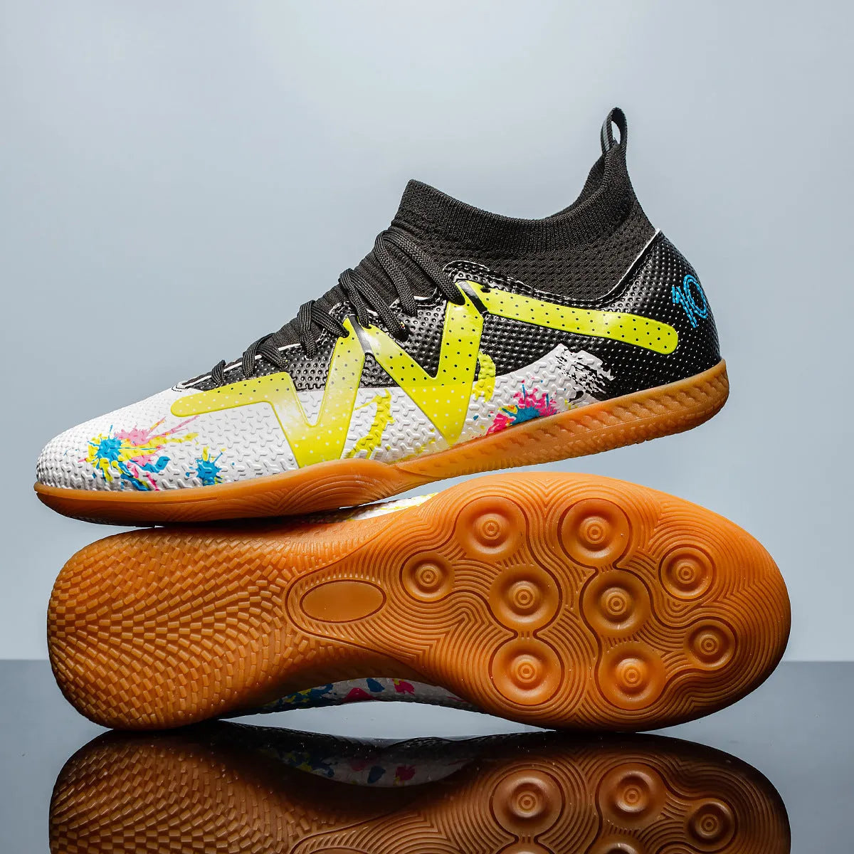 Adult football trainers with PVC upper, non-slip rubber soles, available in sizes 35-45