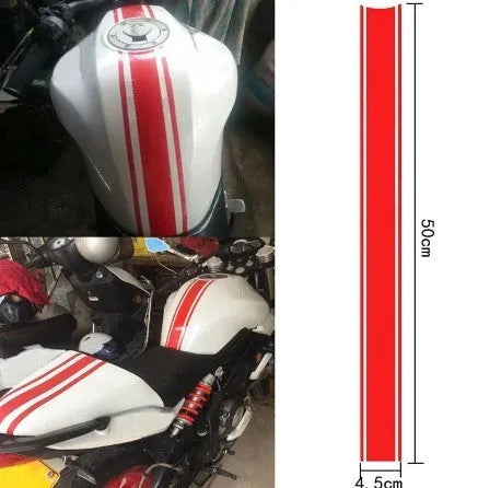 Motorcycle reflective pinstripe sticker in PET material measuring 50cm by 4.5cm for gas tank application