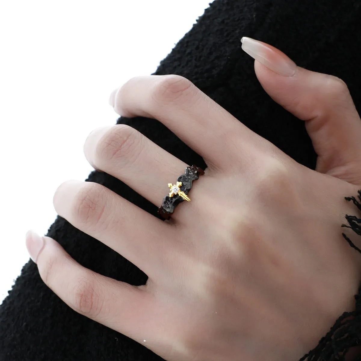 Princess Knight adjustable silver couple ring with electroplated finish in white gold or black gold colour option