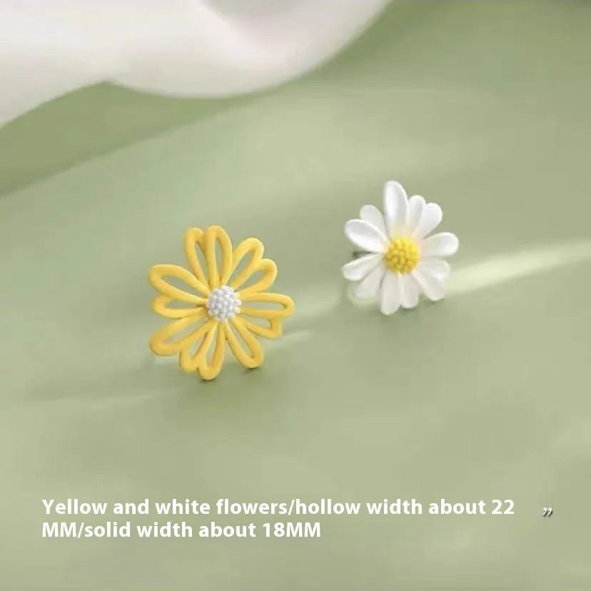 Cartoon flower stud earrings in blue and orange, white and green, or yellow and white alloy construction