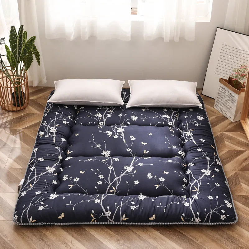 Thickened foldable tatami floor mat with 10cm polyester fibre cushioning, available in multiple colours and sizes