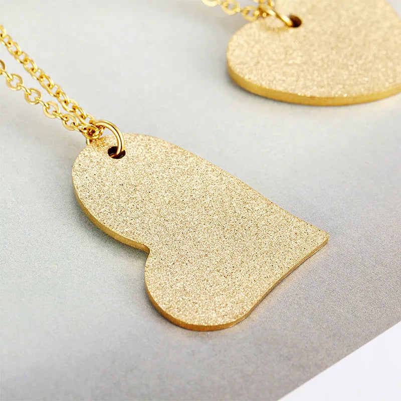 Women's geometric heart-shaped titanium steel necklace with Japan and South Korea fashion inspiration