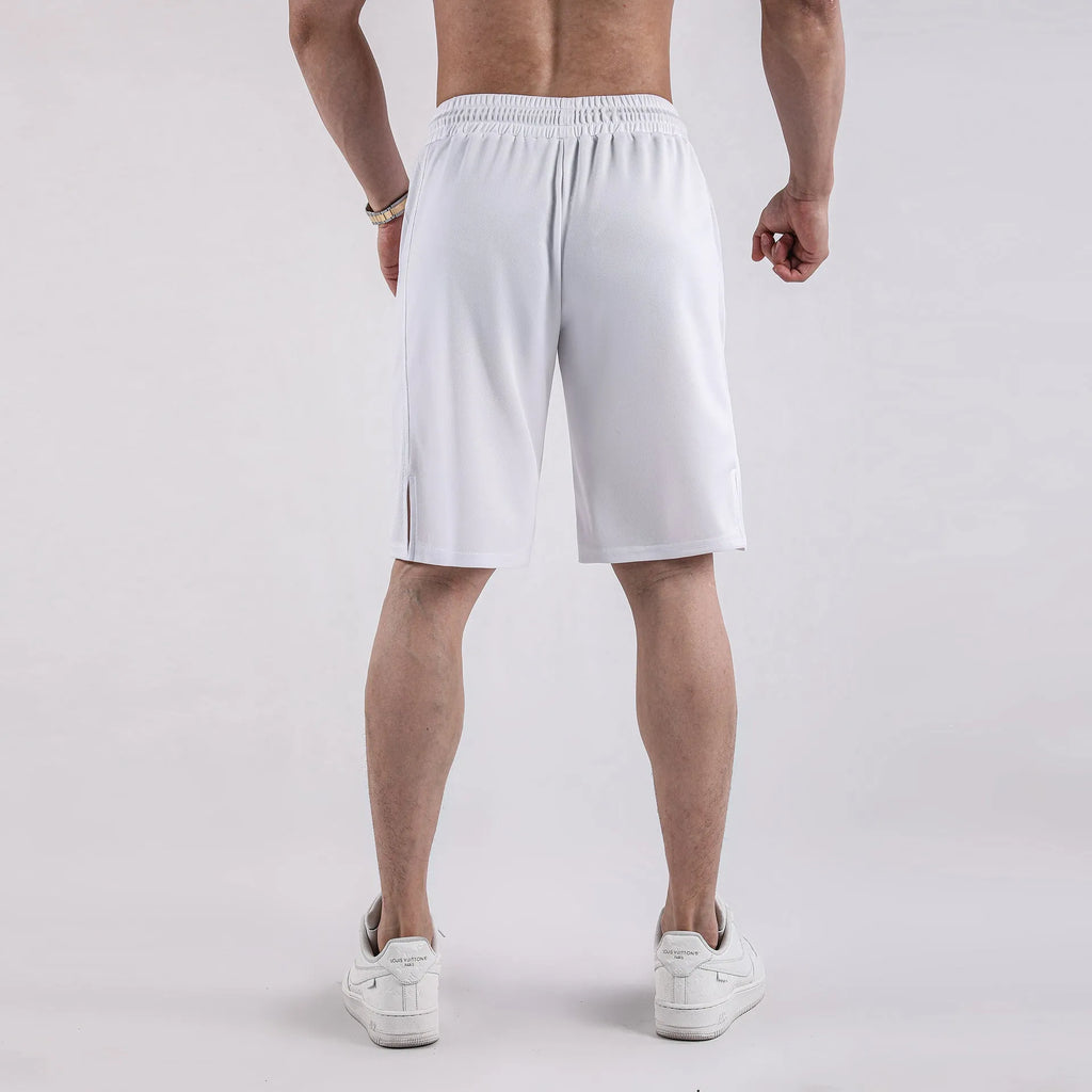 Men's black quick-drying mesh capri pants with elastic waistband and mid-length cut