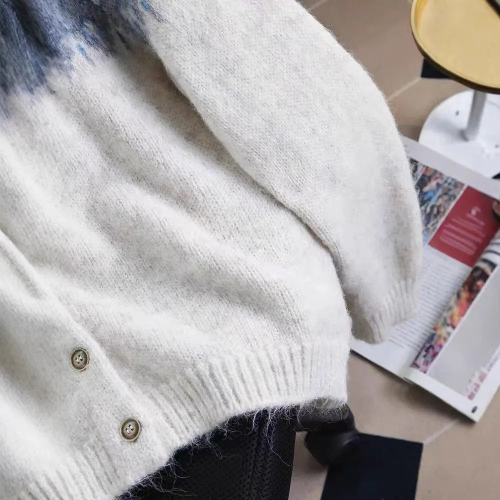 Women's thick jacquard knit sweater coat with contrasting colour design in loose fit