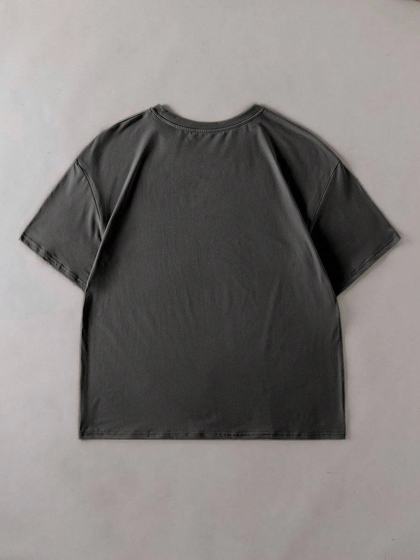 Cotton loose fit summer t-shirt with short sleeves and round neck in multiple colours