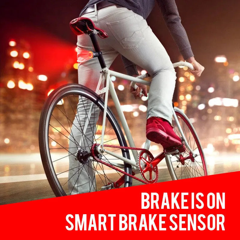 Black smart brake sensing USB charging bicycle taillight with aluminium construction
