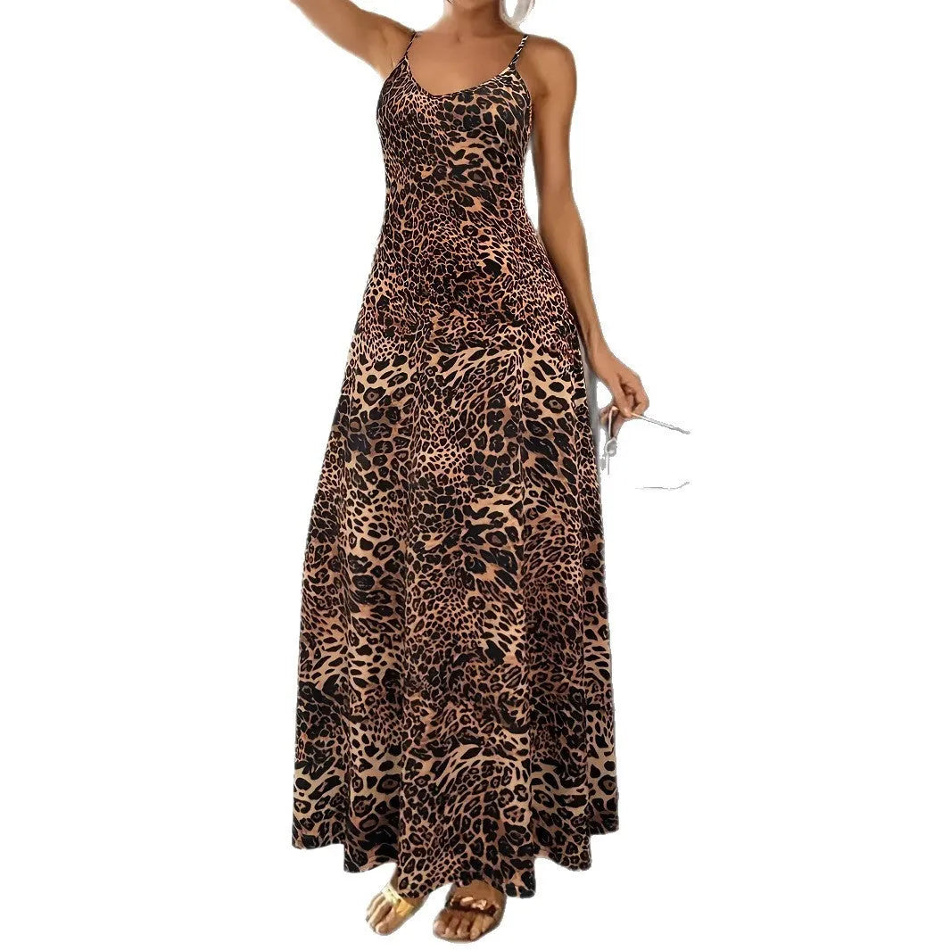 Dark brown leopard print sleeveless sling dress with round neck and shoulder strap, long hip skirt.