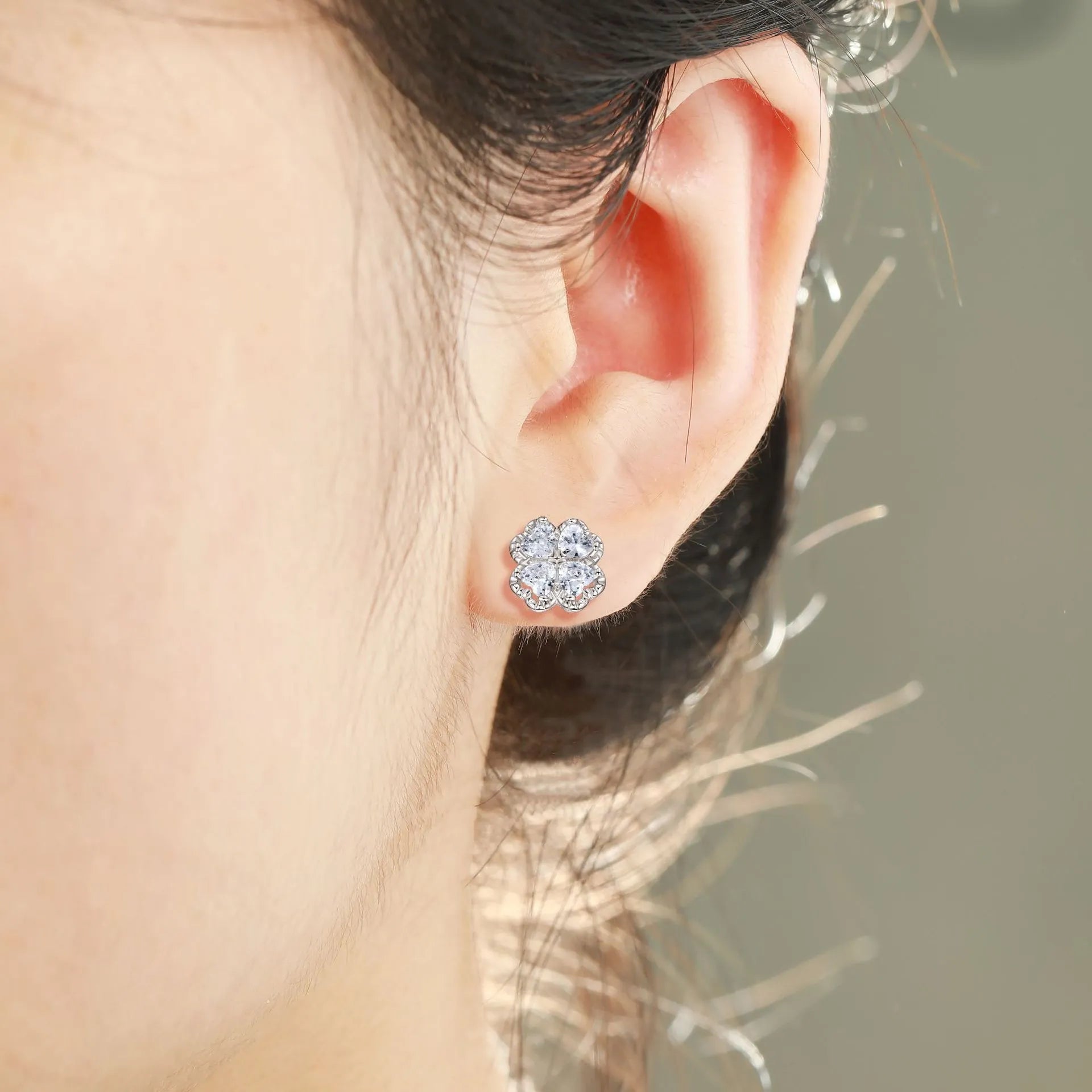925 silver zircon earrings with heart and four-leaf clover design in white gold colour finish
