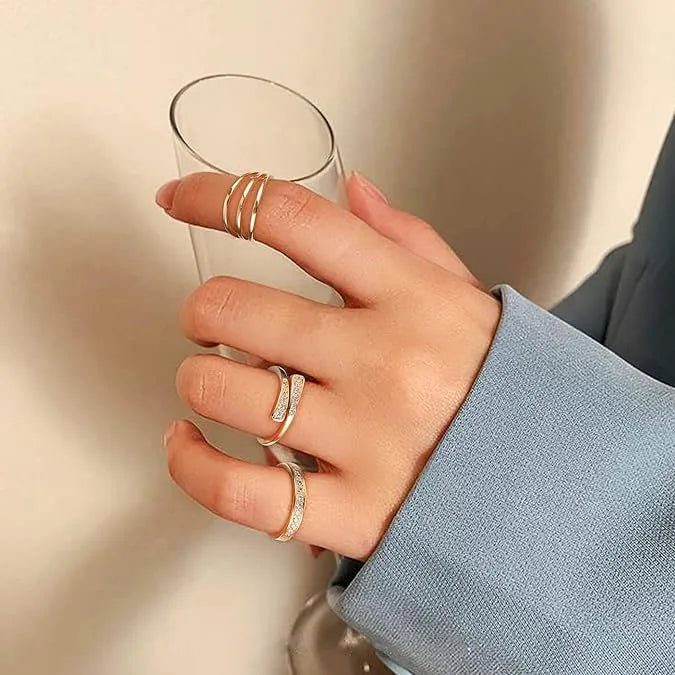 Geometric alloy toe ring with real gold plating in rhinestone and water drop styles