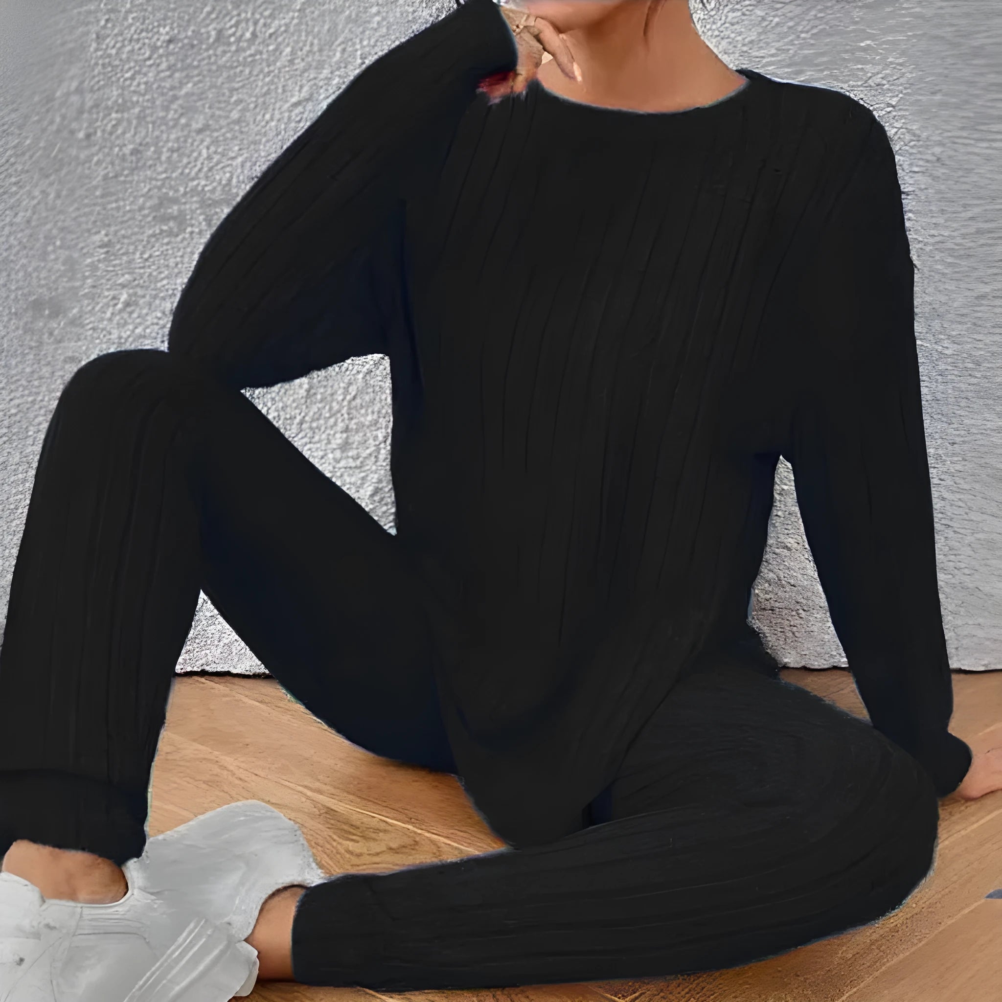 Sunken stripe pattern two-piece homewear set with trousers and matching top in Polyester fabric