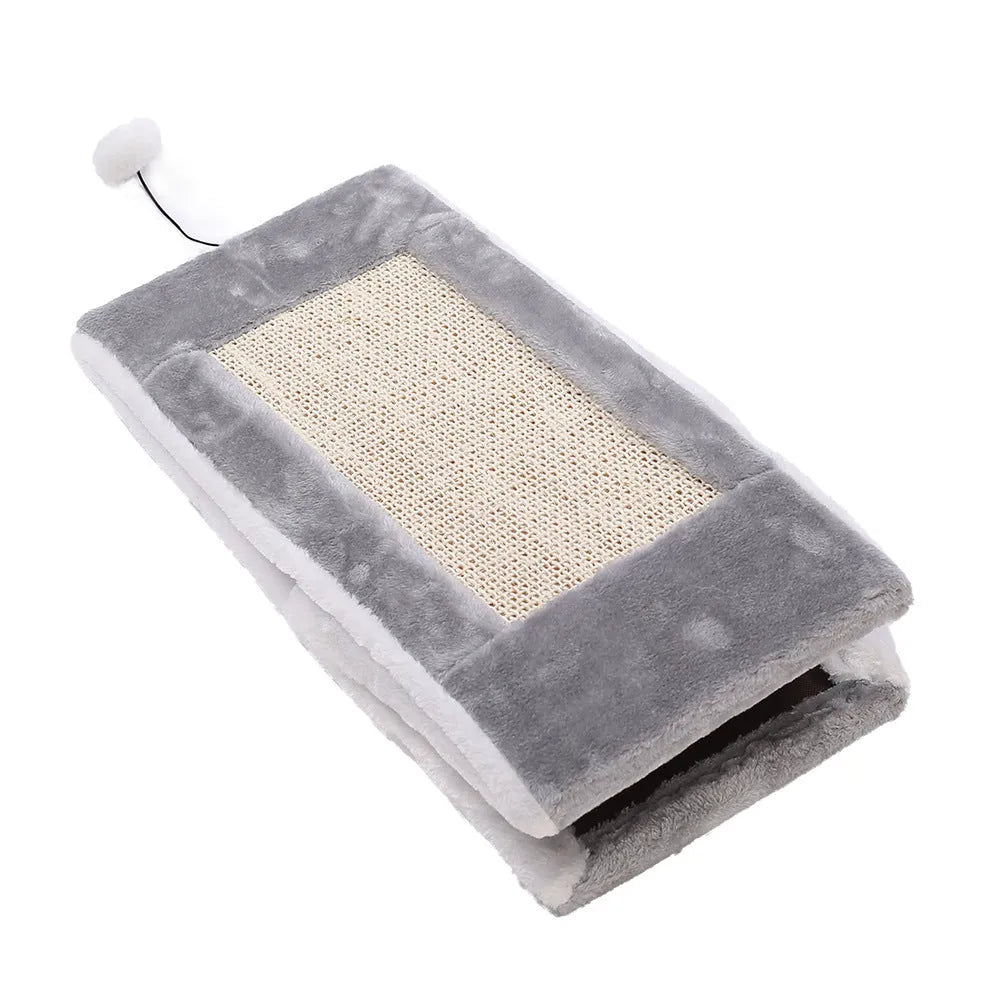 Triangle-shaped cat bed with integrated sisal scratching surface in grey white colour