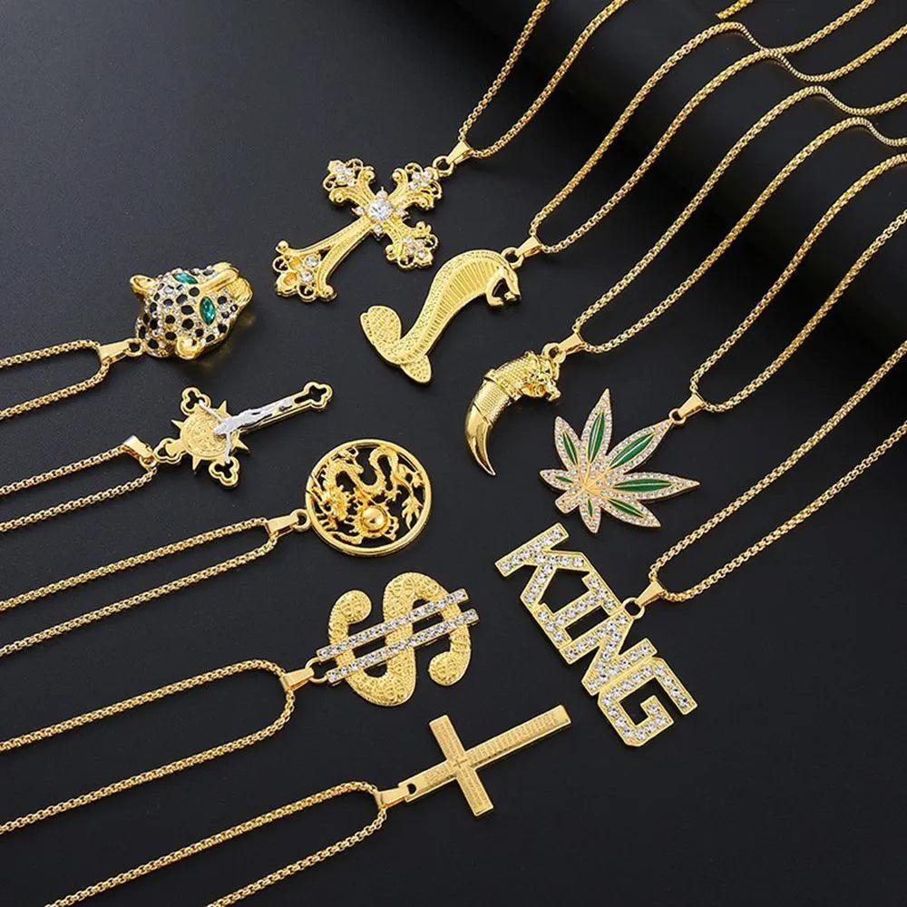 Gold-coloured geometric pendant necklace with inlaid zircon stones for women