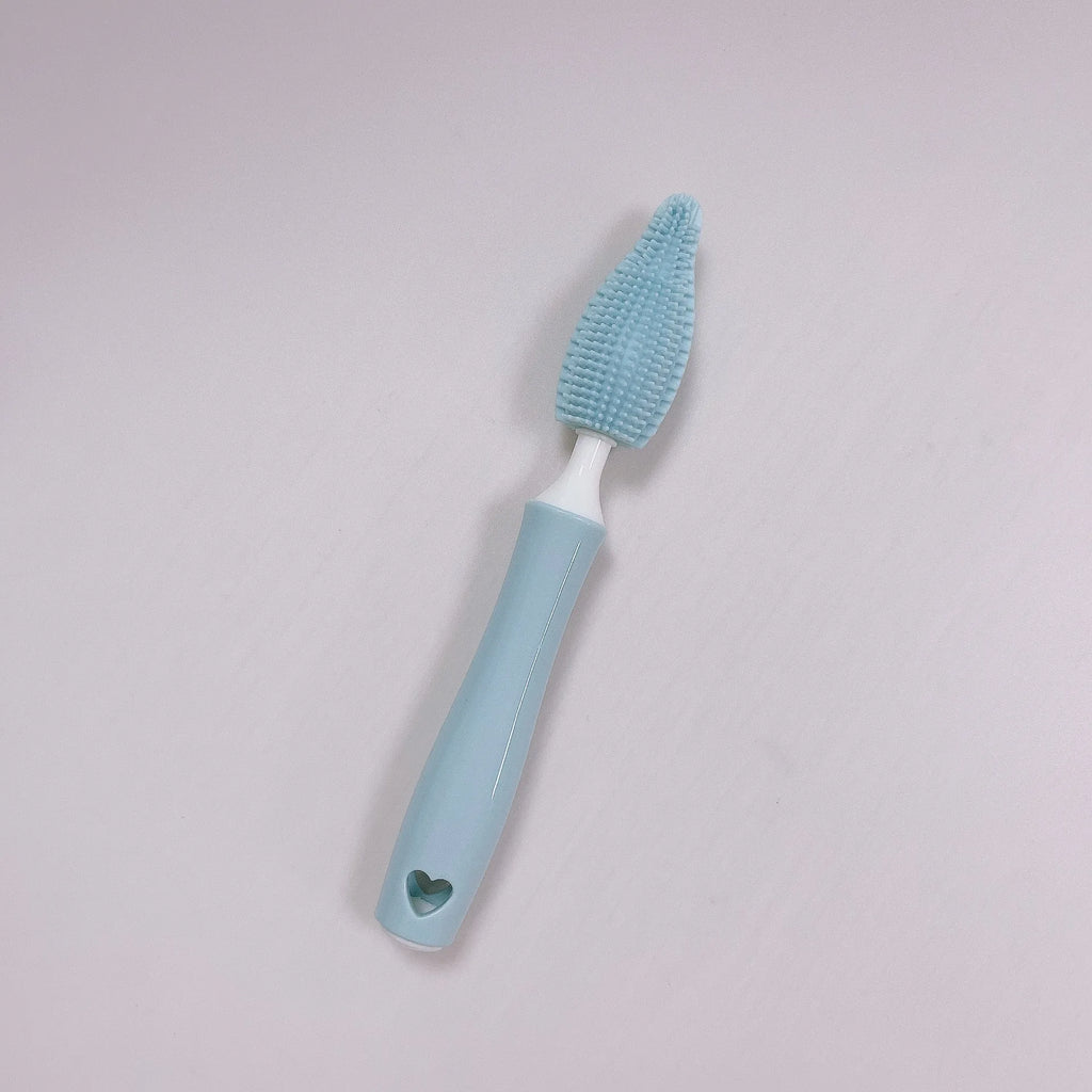 Baby bottle cleaning brush set with silicone heads for bottles and straws in blue pink yellow colours