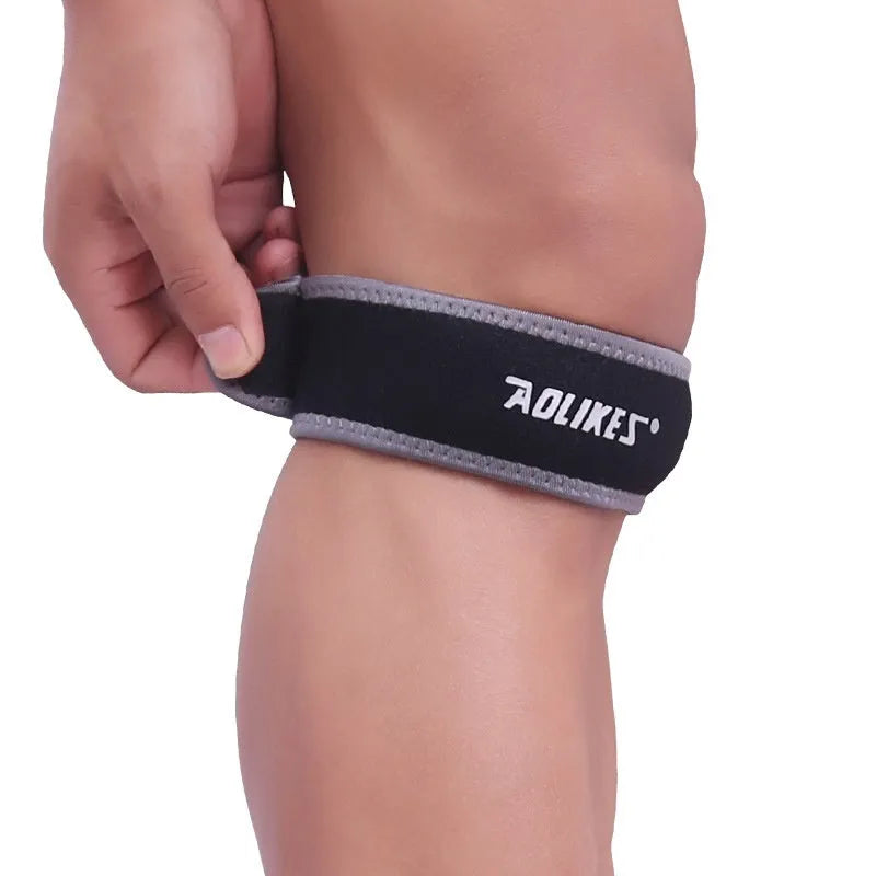 Black and grey patella retinaculum knee brace for sports protection