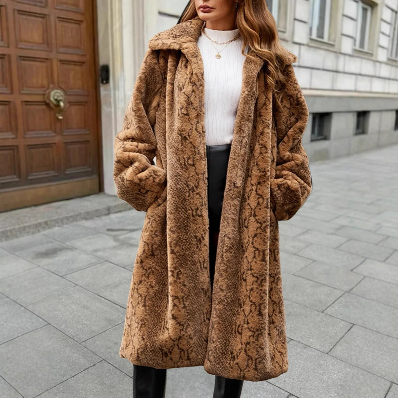 Women's over-the-knee faux fur coat in leopard print design, 80cm length