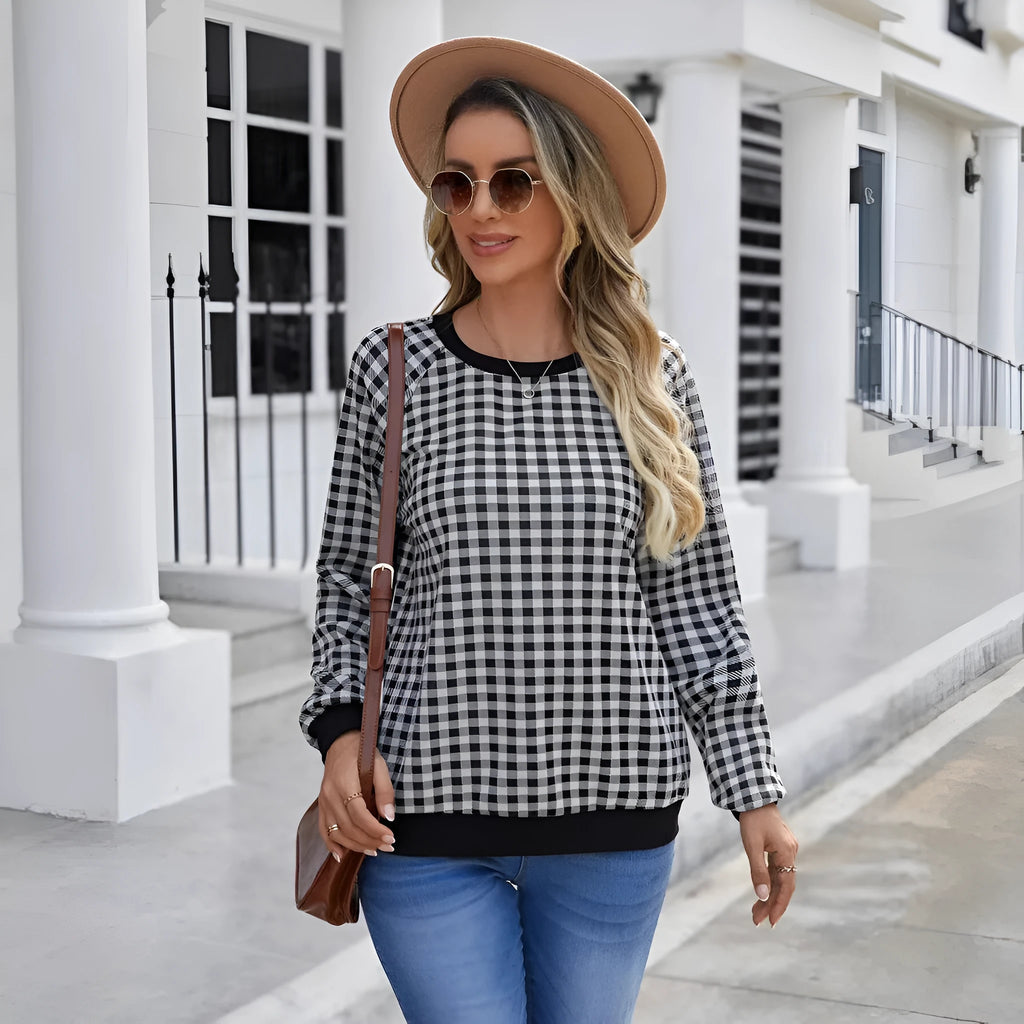 Black Japanese sweet plaid stripe pullover sweater with long sleeves and printing accents