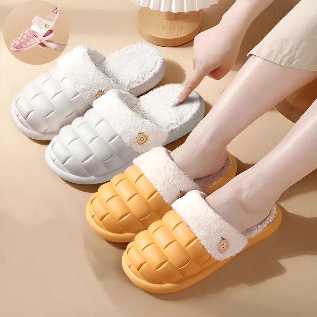 Plaid-patterned detachable women's slippers with plush lining and a textured EVA sole.