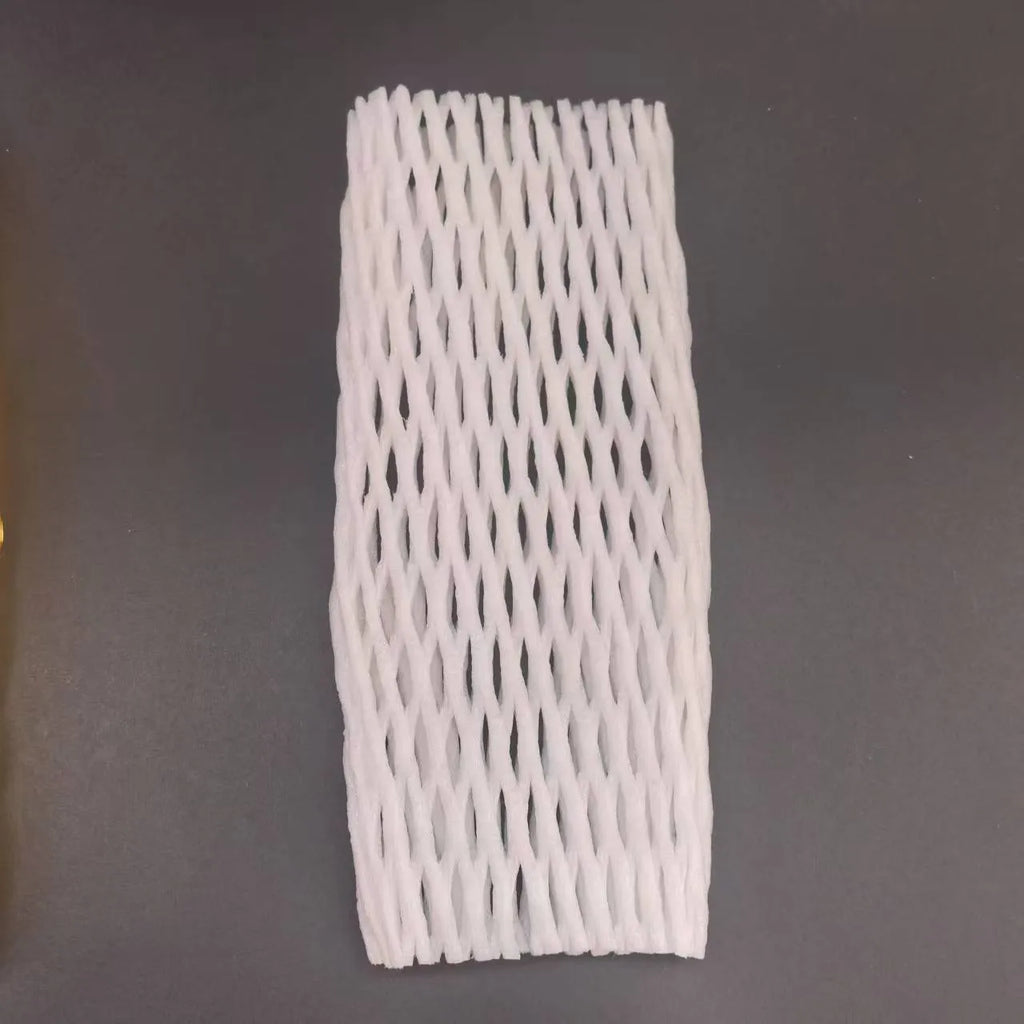 White foam fruit net protective cover with hybrid construction for shockproof fruit safeguarding