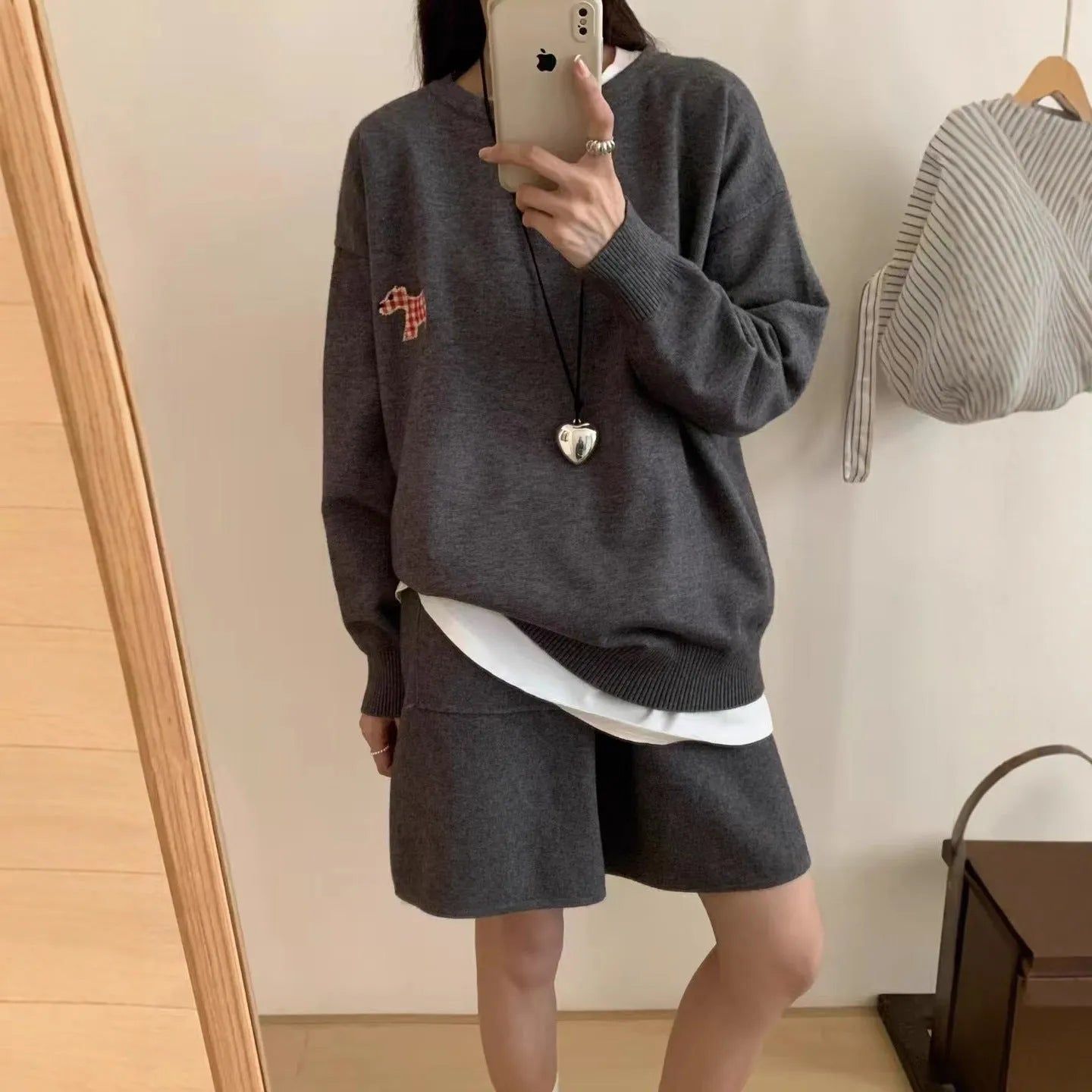 Women's casual knitted sweater and shorts suit in imitation cashmere, Japanese Korean style with embroidery.