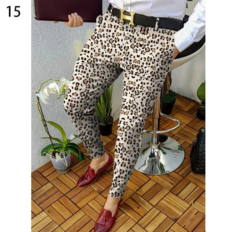 Men's slim-fit plaid casual trousers in striped design with straight leg cut
