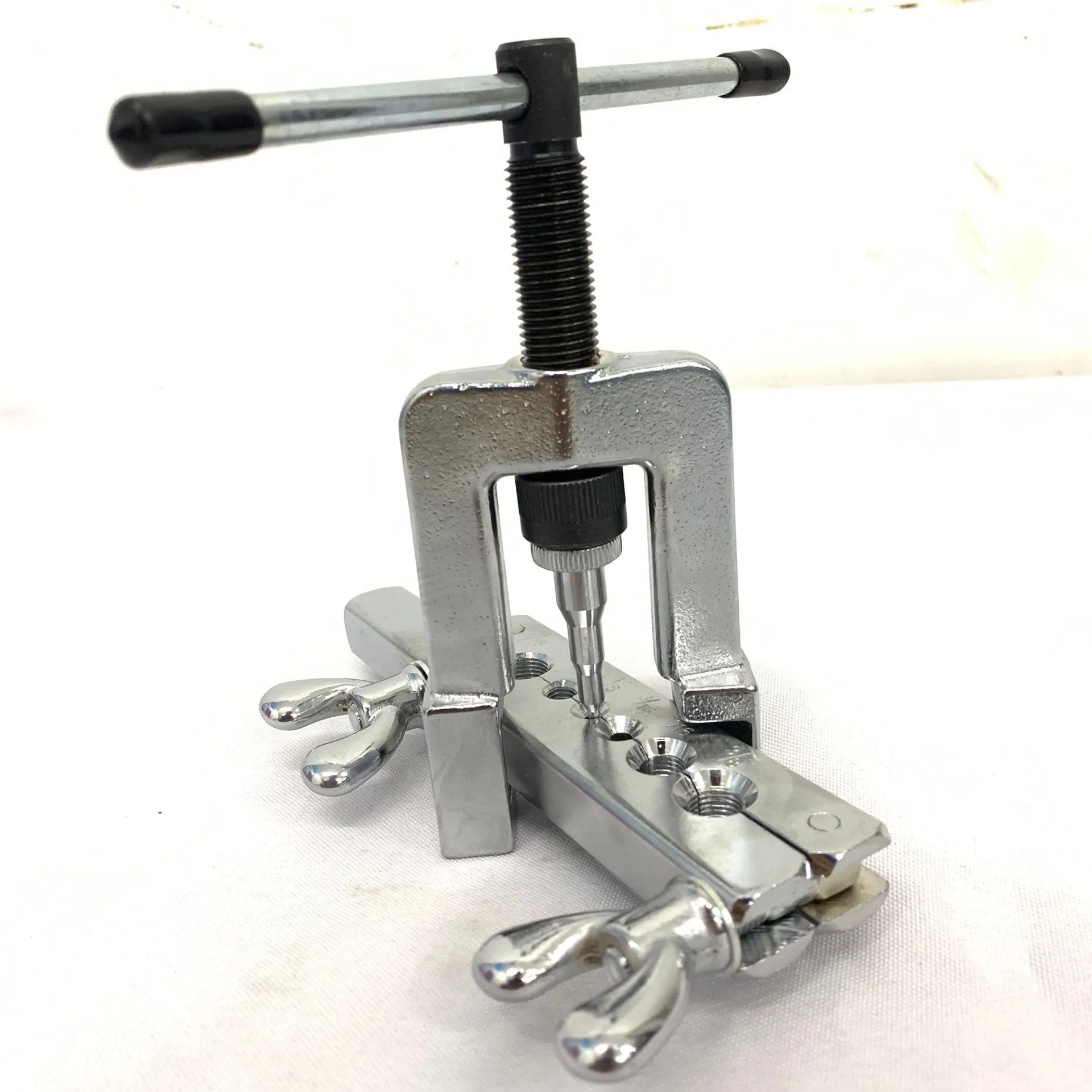 CT-278 brass trumpet pipe expander tool with cup-type opening design