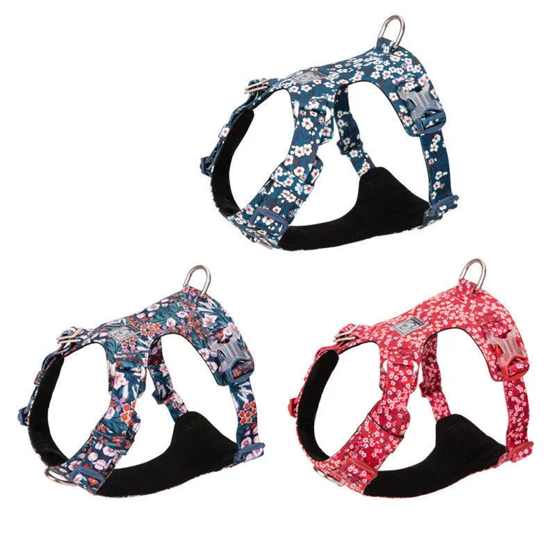 Pure cotton pet chest harness with pull-resistant strap in floral pattern