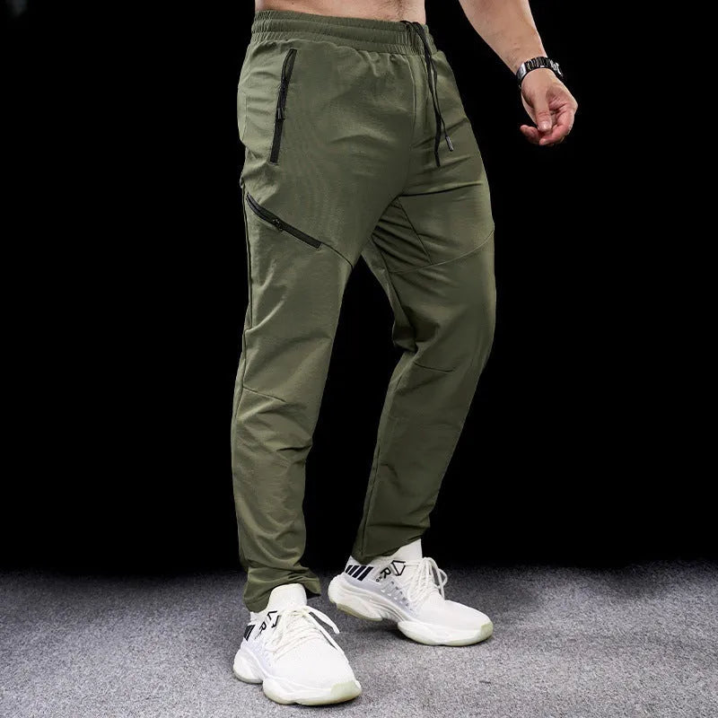 Men's waterproof quick-drying nylon workout trousers for sports and fitness activities