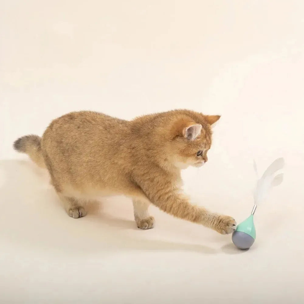 Feather tumbler cat toy with ABS stick and goose feather attachment in green colour