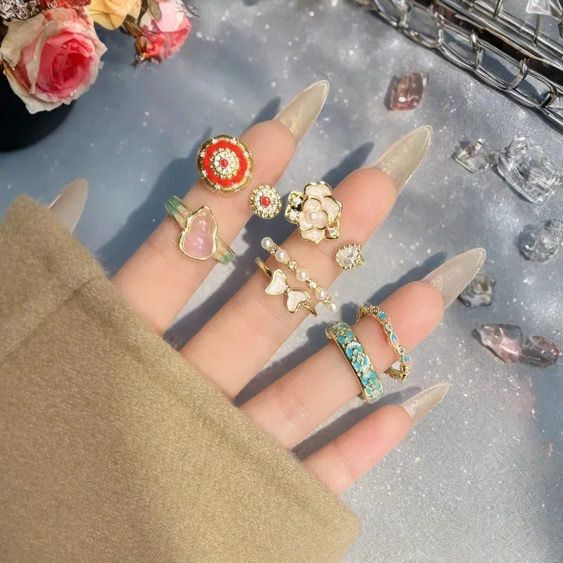 Adjustable vintage oil dripping gourd ring in antique copper with inlaid zircon stones