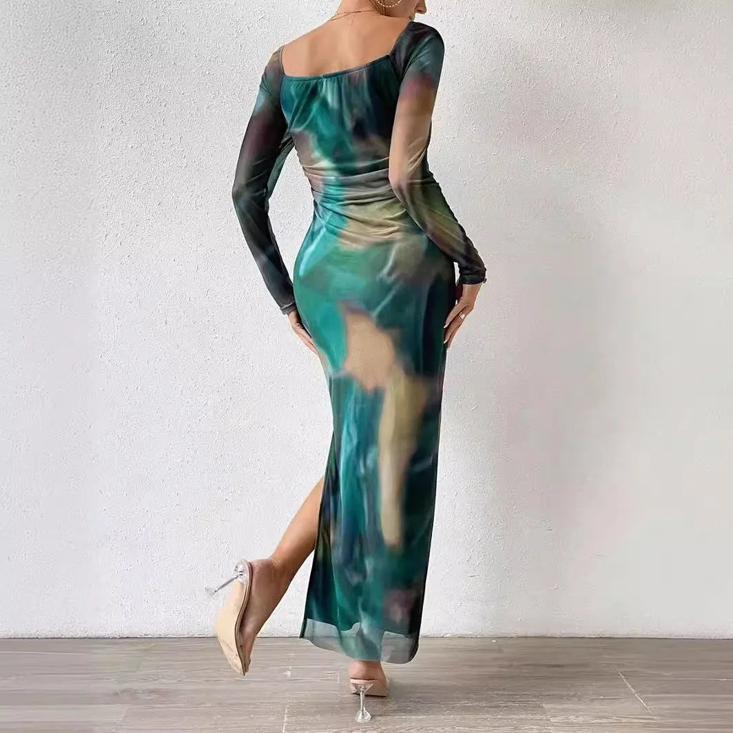 Women's printed pleated fishtail dress with square collar in gradient colour mesh fabric