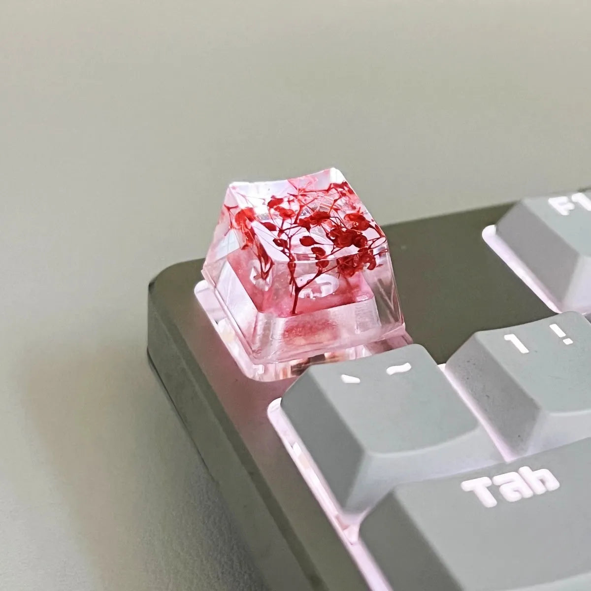 Transparent resin mechanical keyboard keycap with starry sky design in four colour options