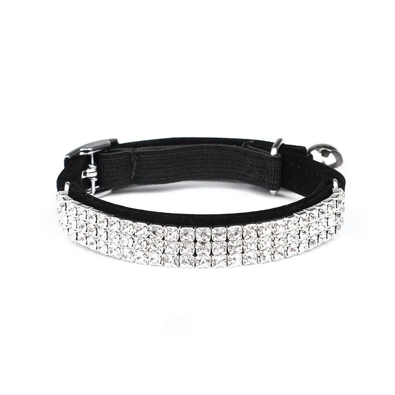 Rhinestone-decorated velvet cat collar in adjustable 20-30cm length