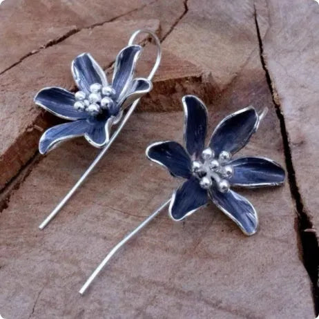 Purple flower-shaped alloy earrings with retro elegant design and electroplated finish
