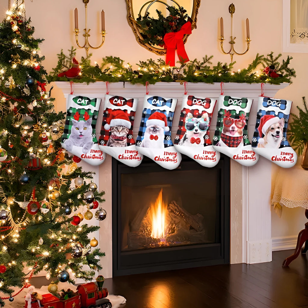 Cloth Christmas decoration with printed puppy and cat designs in plaid patterns measuring 26x36cm
