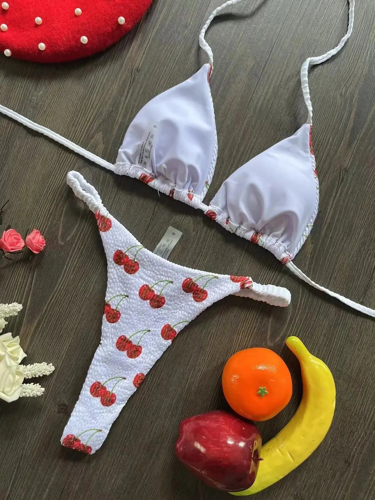 Women's printed bikini swimsuit with nylon fabric and cotton lining in brief style for swimming