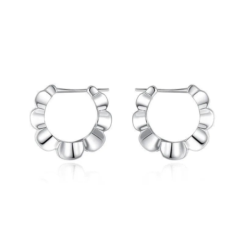 Geometric sterling silver earrings with round elements and electroplated finish
