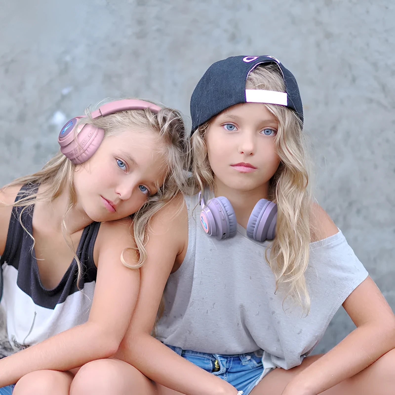 Wireless children's headphones with RGB bunny ear lights in purple colour showing stereo sound and call functionality