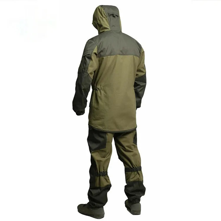 Men's tactical mountain battle suit in cotton blend fabric, featuring a jacket and trousers.