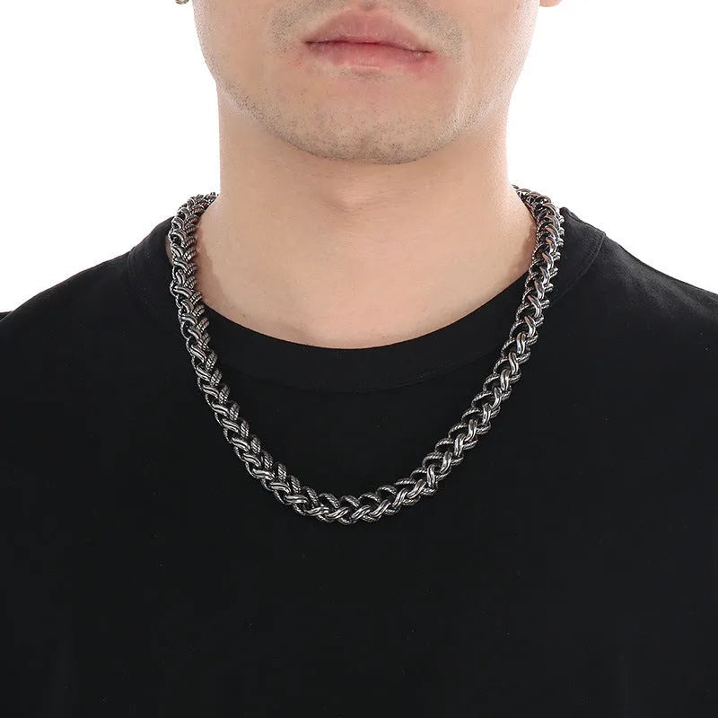Men's titanium steel keel chain necklace with geometric twist and hemp flowers chain in antique silver.