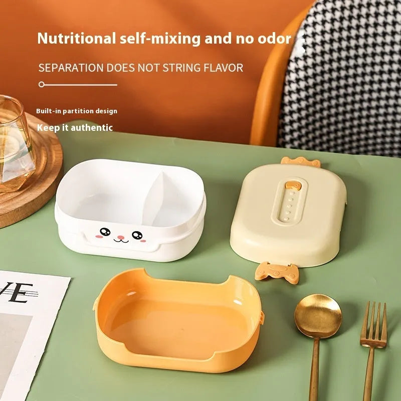 Square divided lunch box in solid colours with compartmentalised interior design
