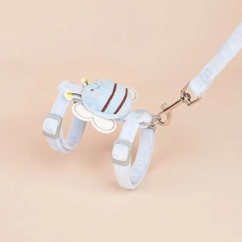 Bee-shaped adjustable cat leash in blue, pink, or yellow with strap and hand rope.