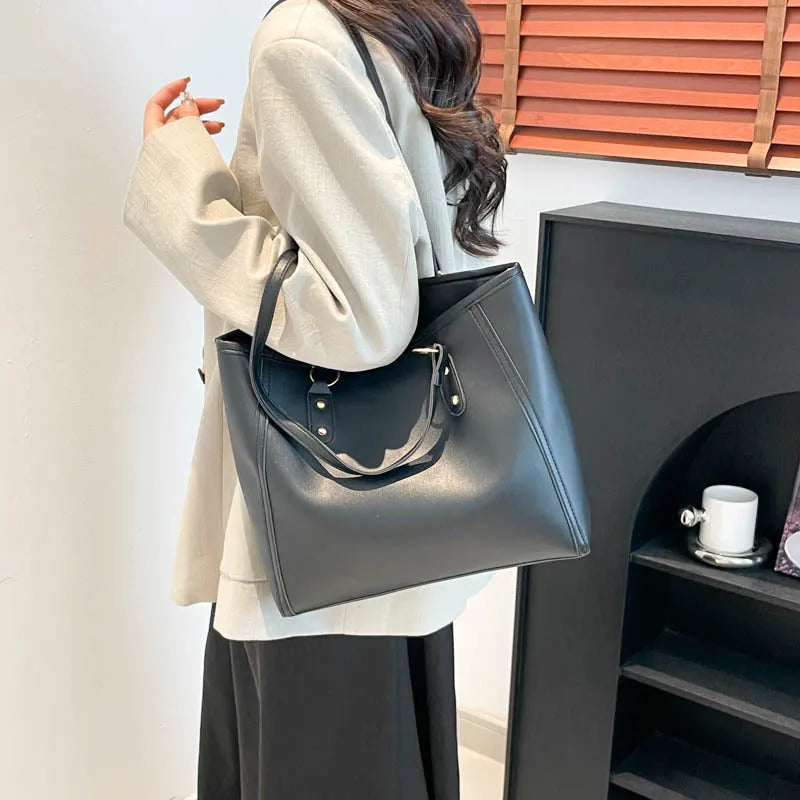 Korean style shoulder underarm bag in PU leather with sandwich pocket